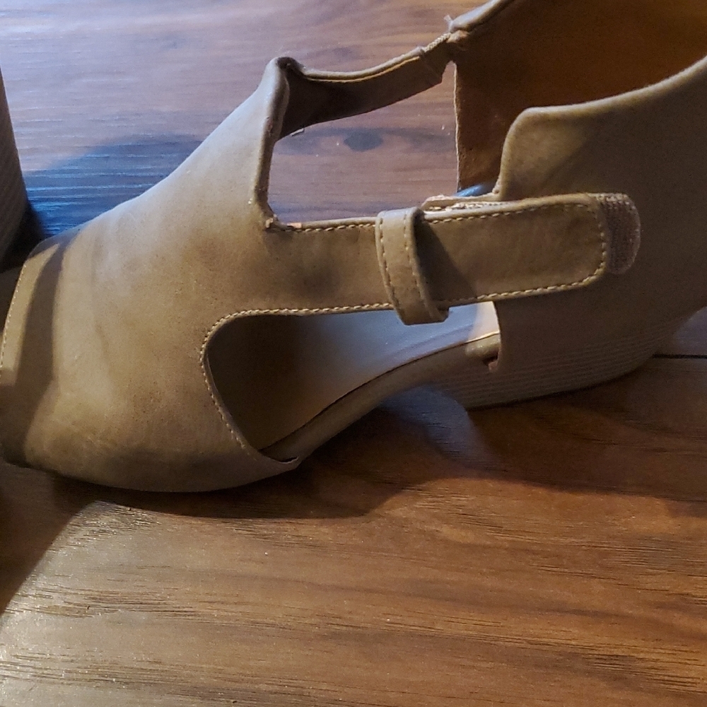 Natural Soul Tan Mules - Picture 6 of 8